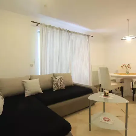 Apartment To Relax *