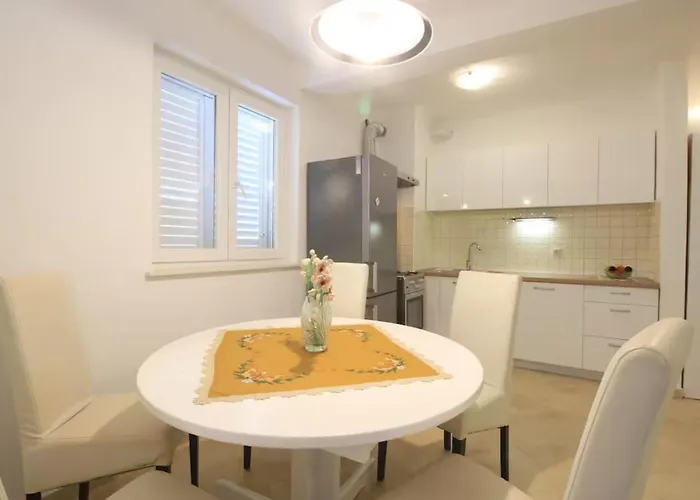 Apartment To Relax Srima